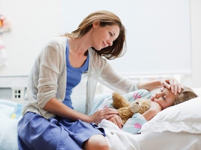 Чи видається лікарняний під час відпустки для догляду за дитиною